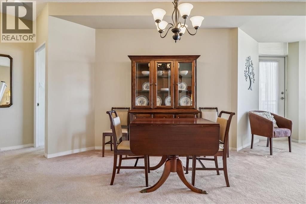 317 - 2511 LAKESHORE ROAD WEST Image 8