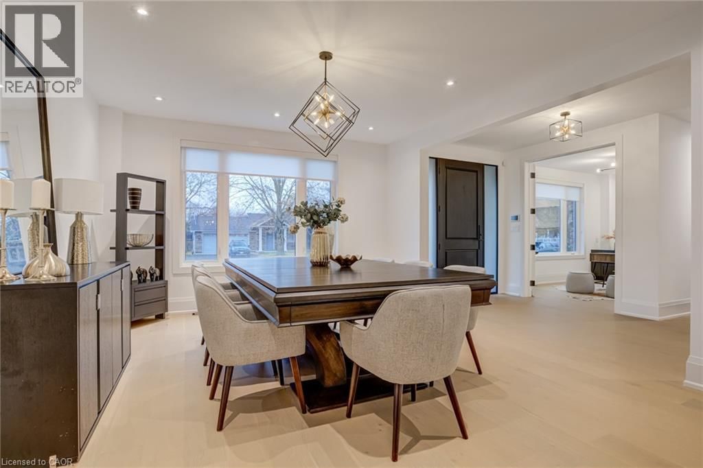 102 CUMMING COURT Image 19