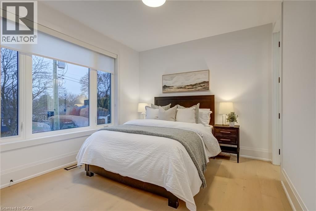 102 CUMMING COURT Image 31