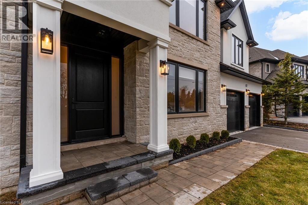 102 CUMMING COURT Image 4