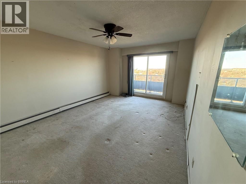 1009 - 640 WEST STREET Image 5