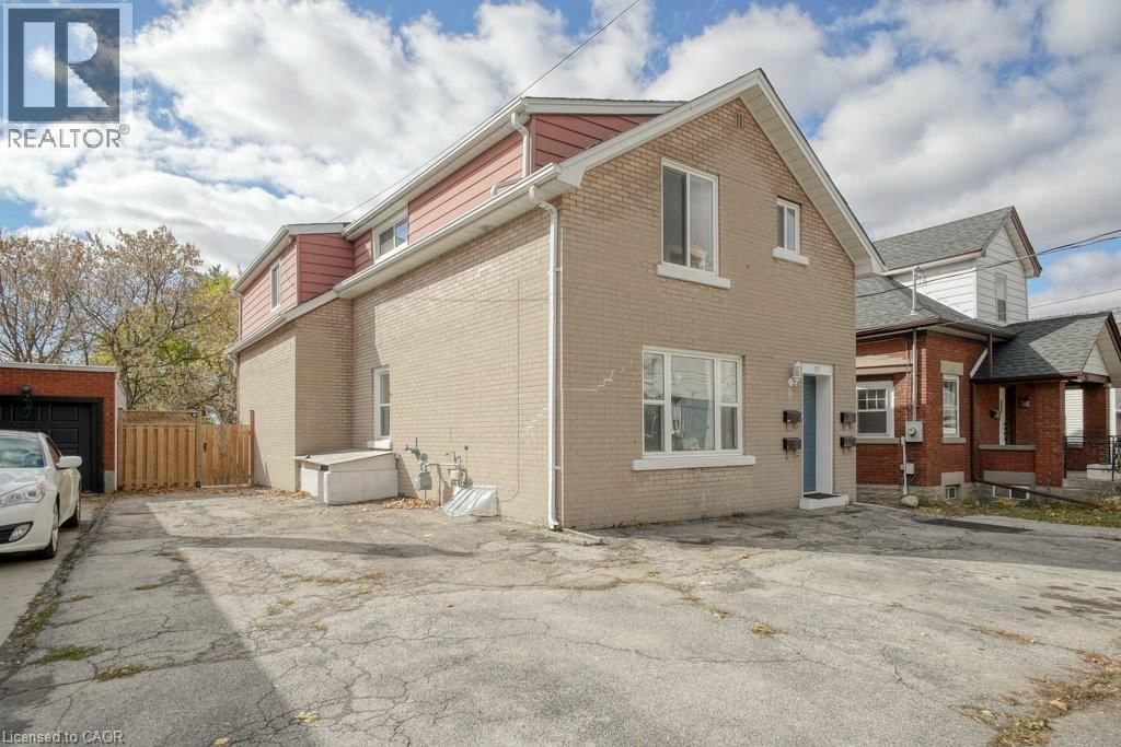 97 ST GEORGE STREET Image 44