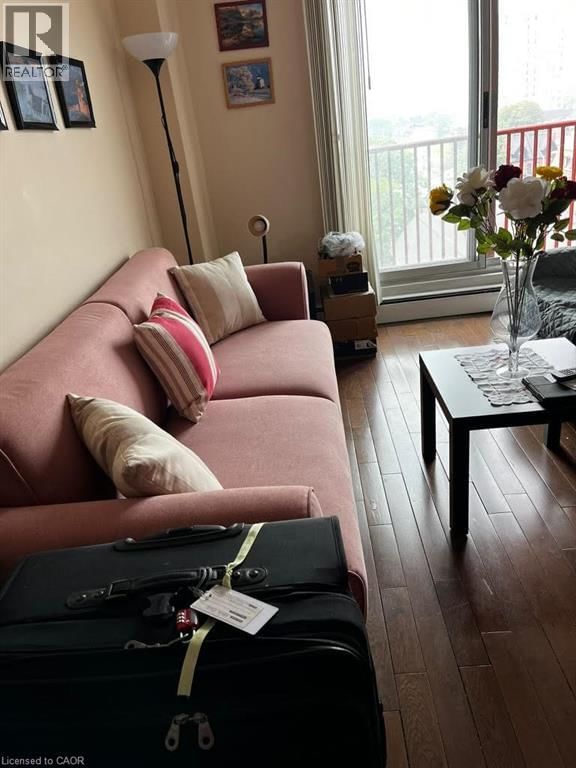 903 - 141 CATHARINE STREET SOUTH Image 6