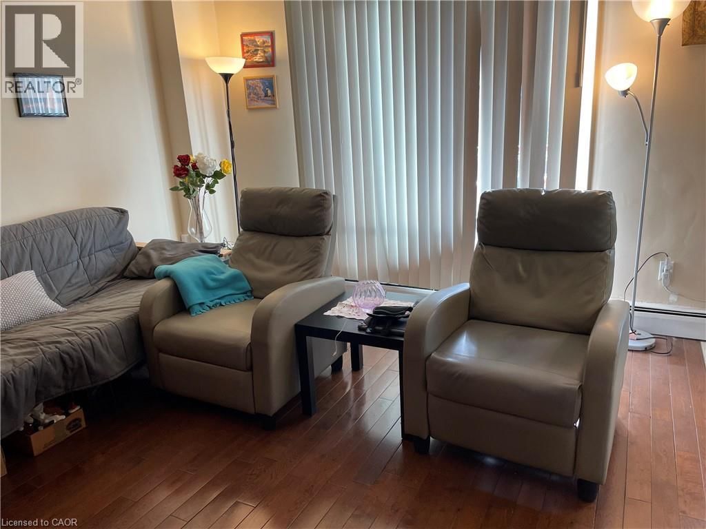 903 - 141 CATHARINE STREET SOUTH Image 7