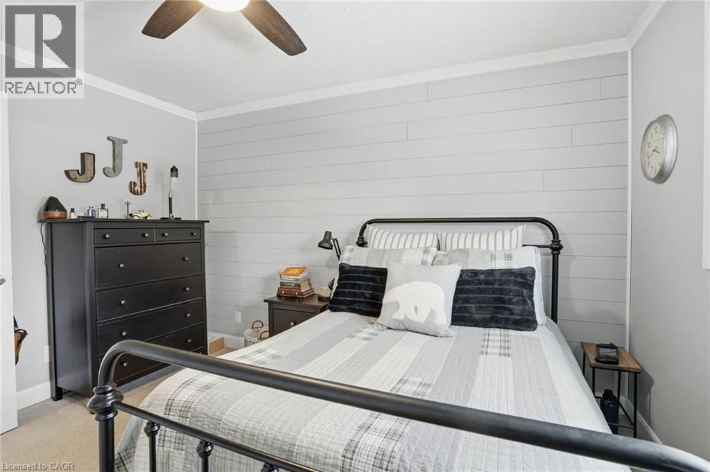 83 BRIARSDALE CRESCENT Image 16