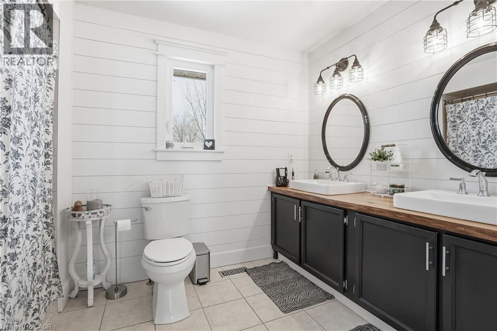 83 BRIARSDALE CRESCENT Image 18