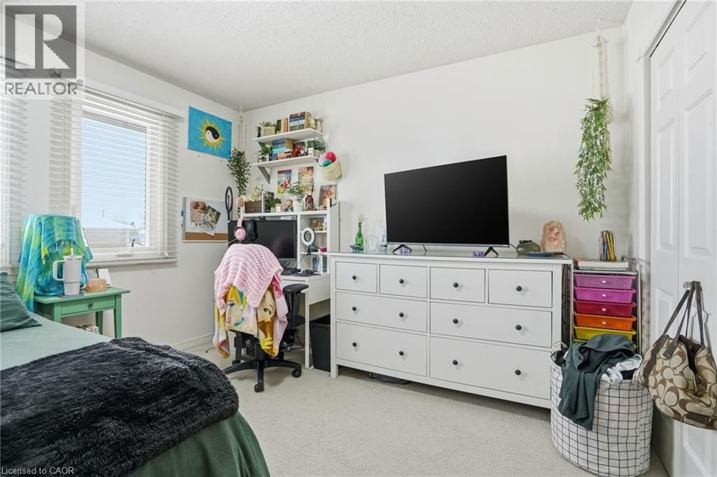 83 BRIARSDALE CRESCENT Image 21