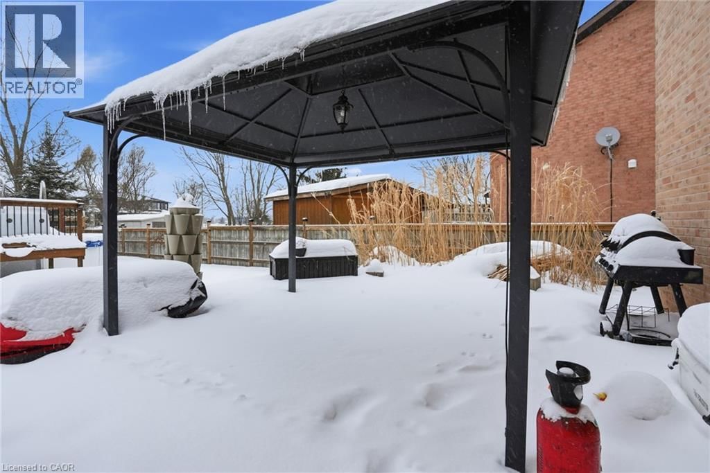 83 BRIARSDALE CRESCENT Image 23