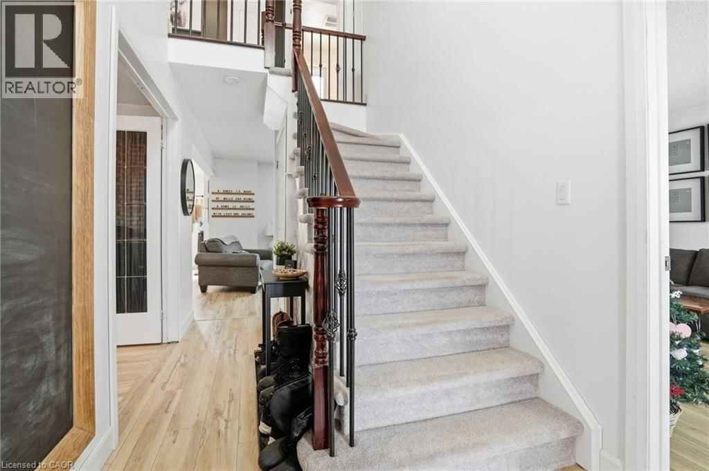 83 BRIARSDALE CRESCENT Image 3