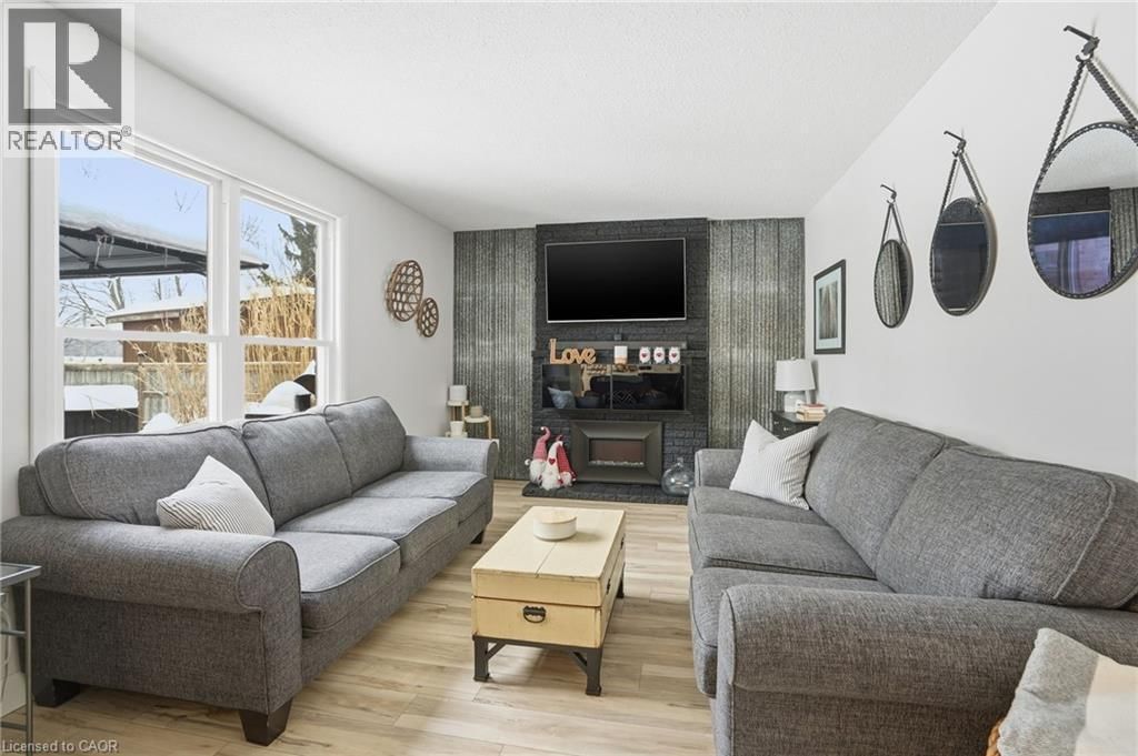 83 BRIARSDALE CRESCENT Image 8