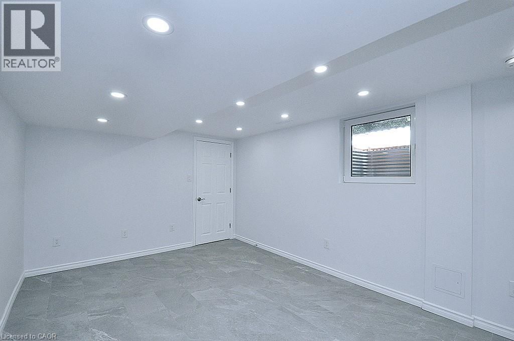 1 - 75 WOODHAVEN ROAD Image 3