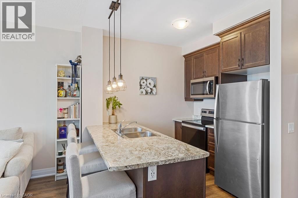 705 - 16 CONCORD PLACE Image 14