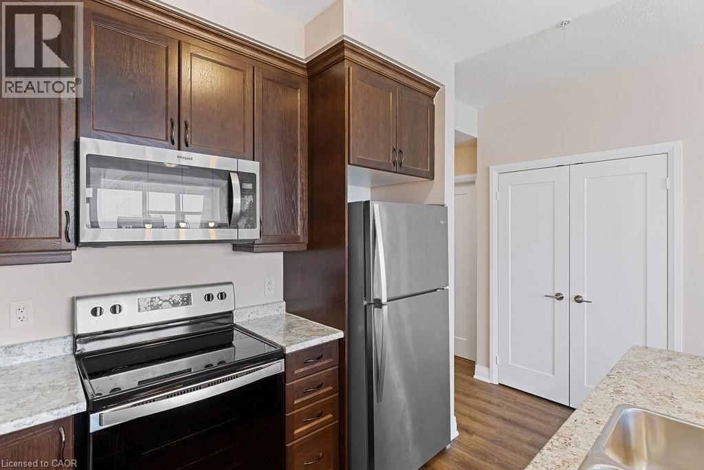 705 - 16 CONCORD PLACE Image 15