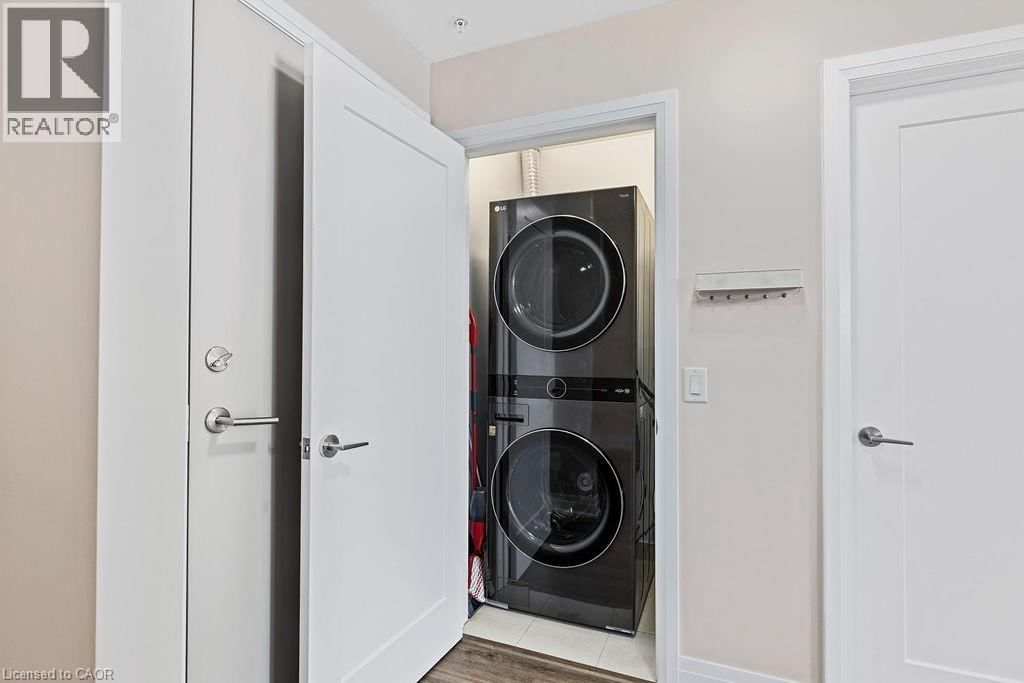 705 - 16 CONCORD PLACE Image 23