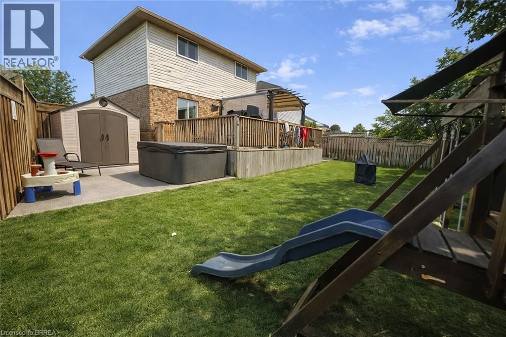 15 ANASTASIA CRESCENT Image 24