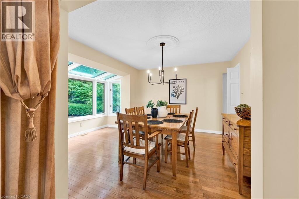 33 WALNUT DRIVE Image 15