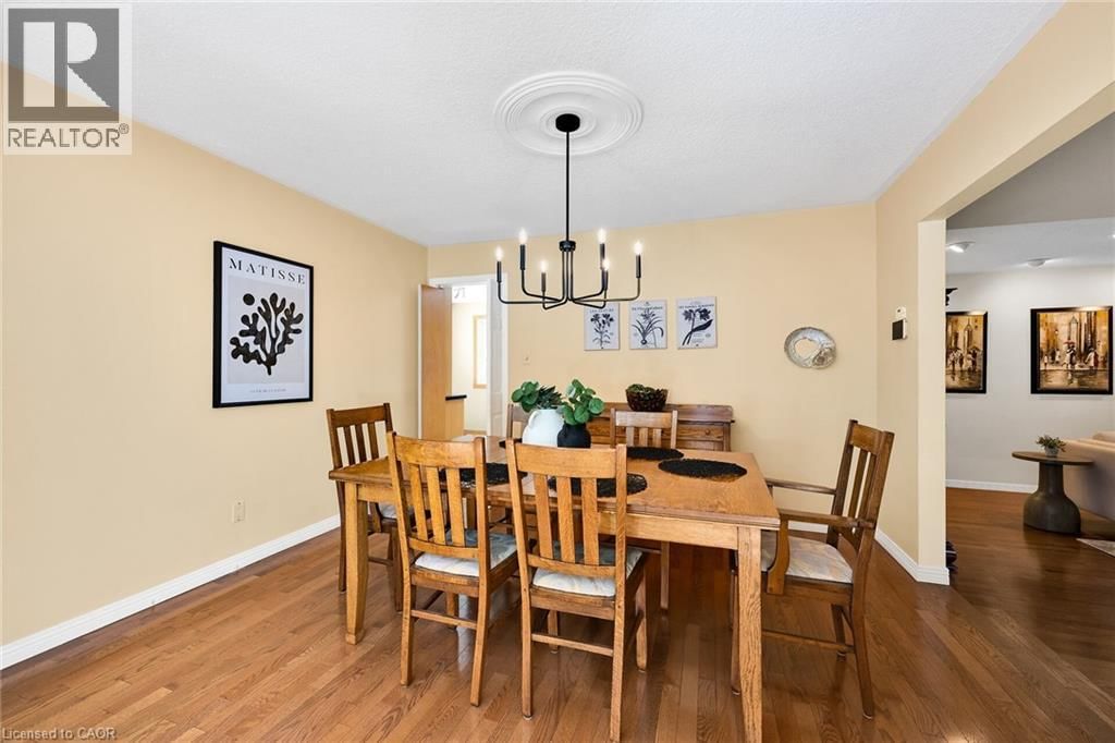 33 WALNUT DRIVE Image 18