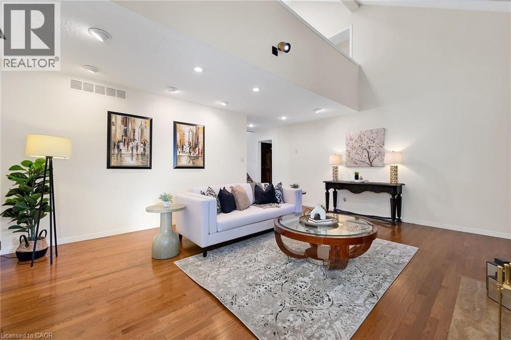 33 WALNUT DRIVE Image 19