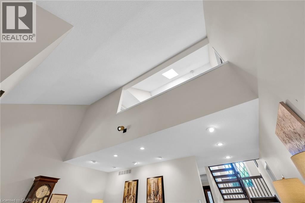 33 WALNUT DRIVE Image 20