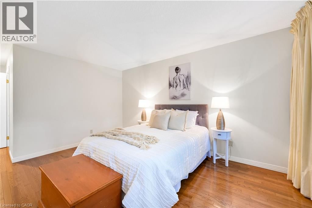 33 WALNUT DRIVE Image 22