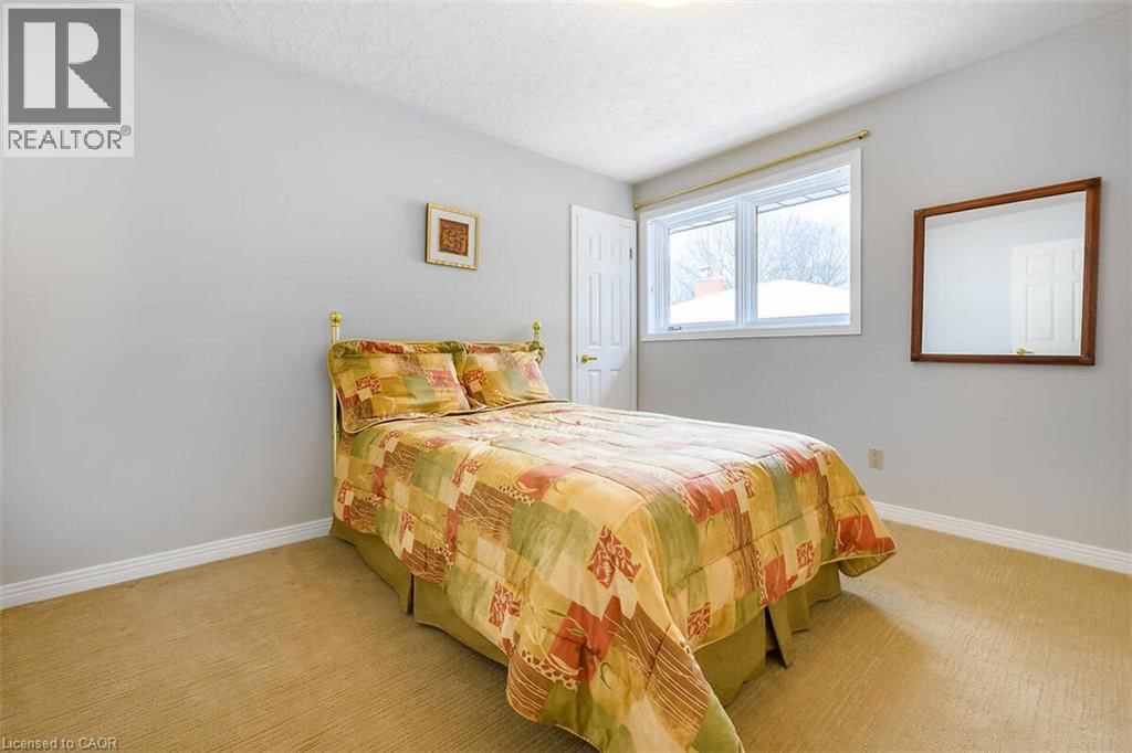 33 WALNUT DRIVE Image 31