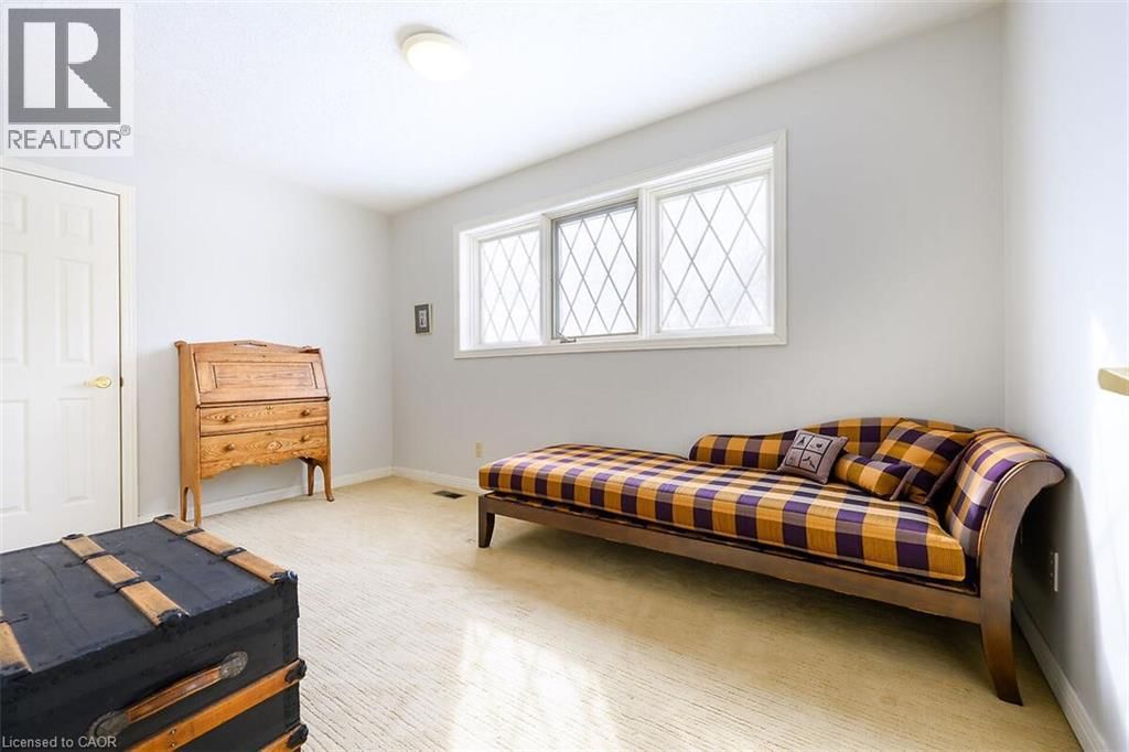 33 WALNUT DRIVE Image 32