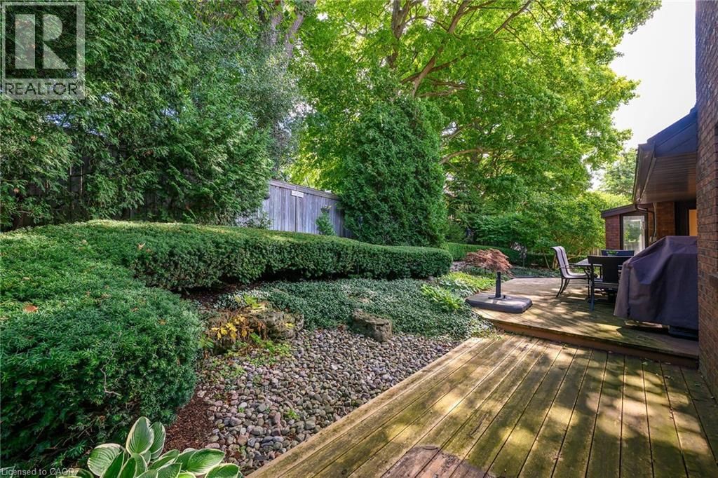 33 WALNUT DRIVE Image 40