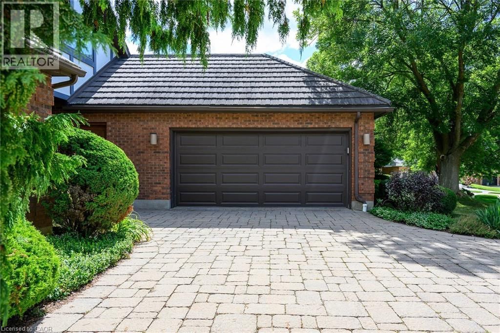 33 WALNUT DRIVE Image 44