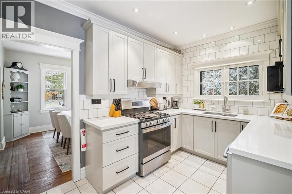 263 HART AVENUE Image 14