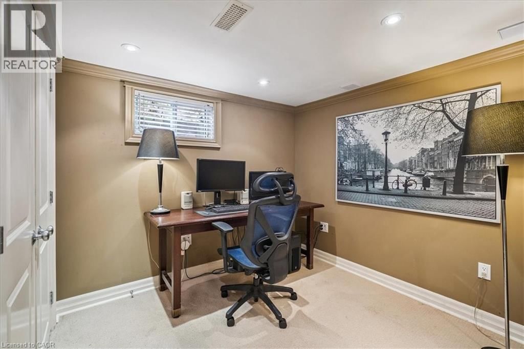 263 HART AVENUE Image 23