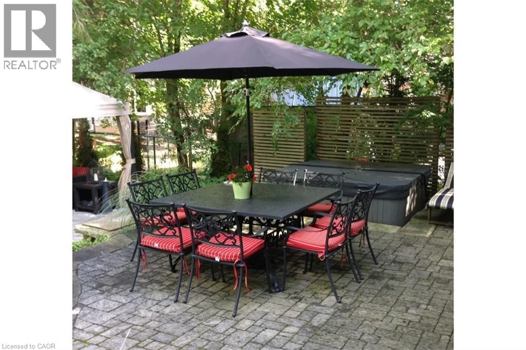 263 HART AVENUE Image 33