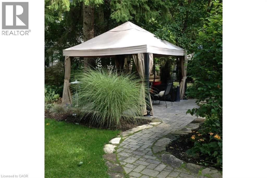 263 HART AVENUE Image 34