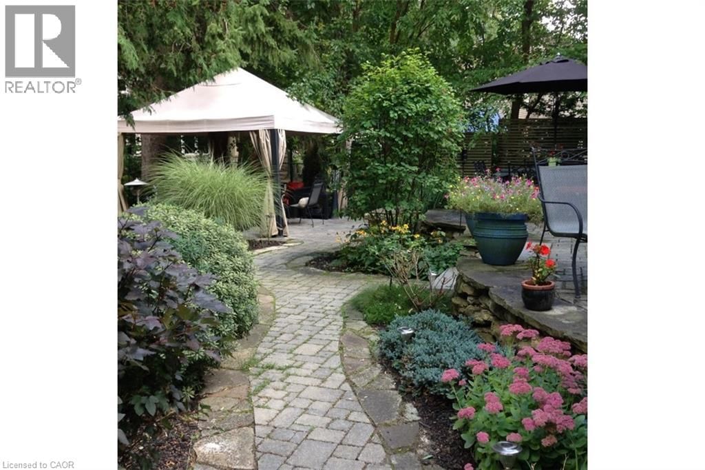 263 HART AVENUE Image 38