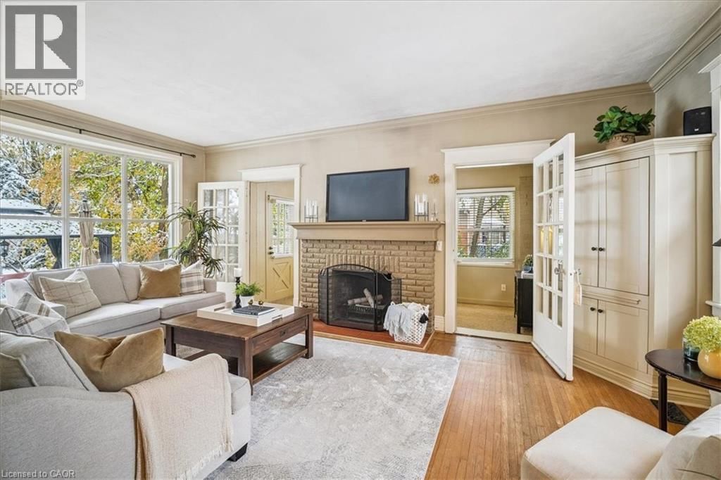 263 HART AVENUE Image 6