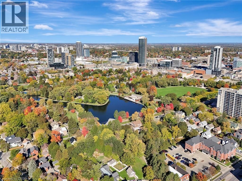 94 - 31 MILL STREET Image 7