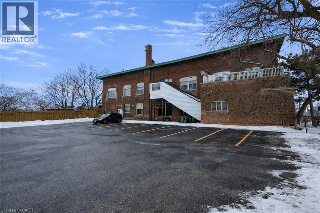 231 BAY STREET NORTH Image 10