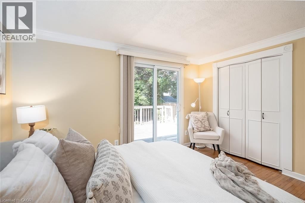 652 ARDLEIGH CRESCENT Image 19