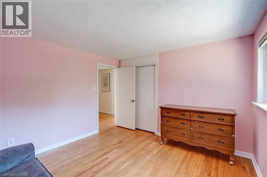 652 ARDLEIGH CRESCENT Image 23