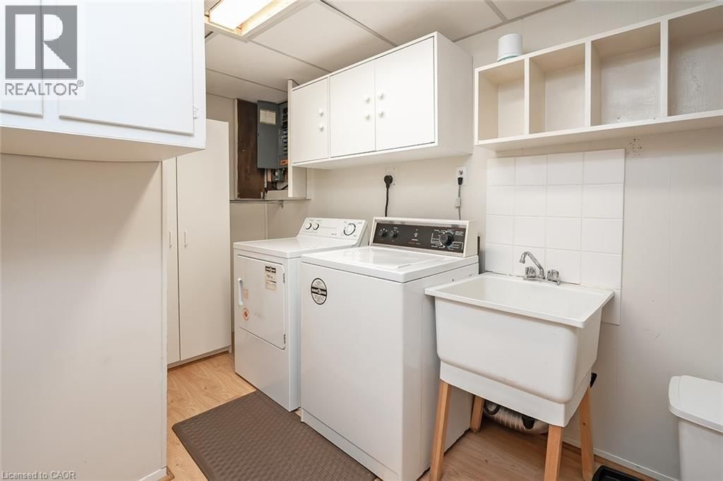 652 ARDLEIGH CRESCENT Image 29