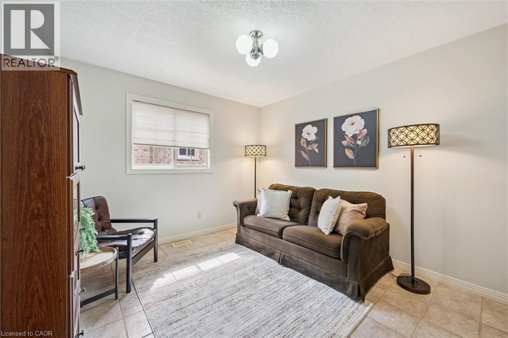 152 GOLF LINKS DRIVE Image 16