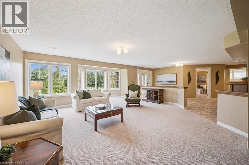 152 GOLF LINKS DRIVE Image 25