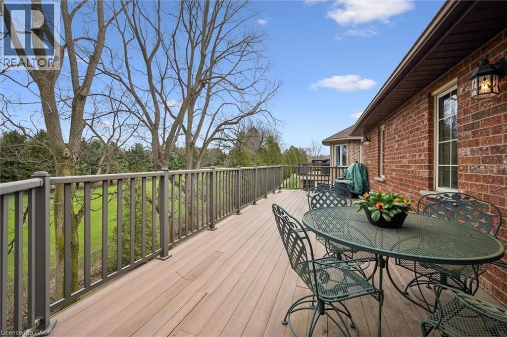 152 GOLF LINKS DRIVE Image 36