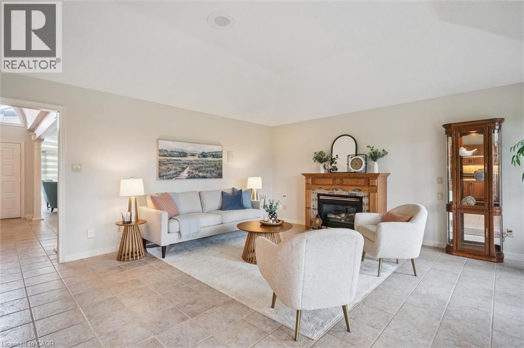 152 GOLF LINKS DRIVE Image 9