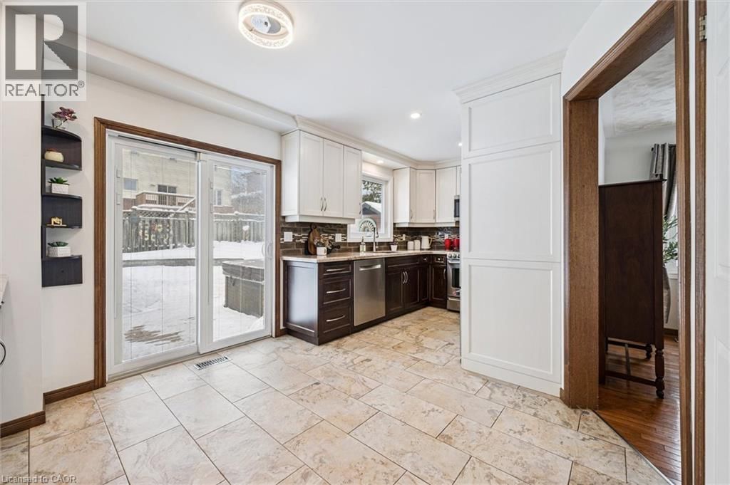 39 CELIA CRESCENT Image 13