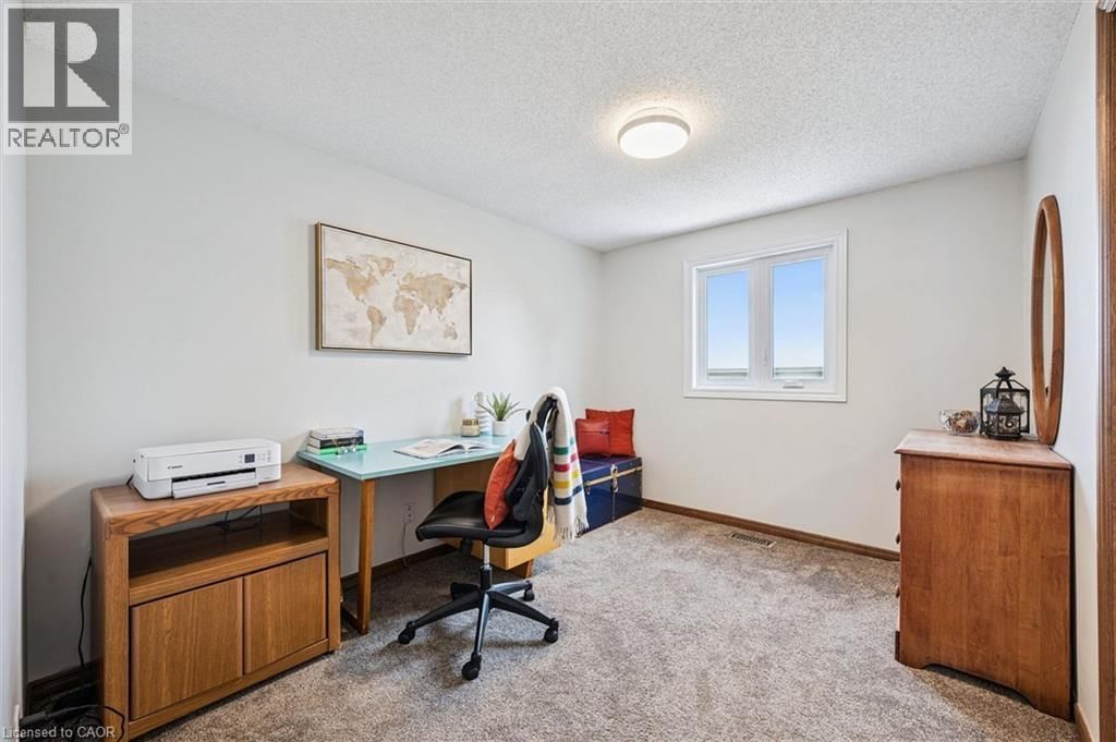 39 CELIA CRESCENT Image 25