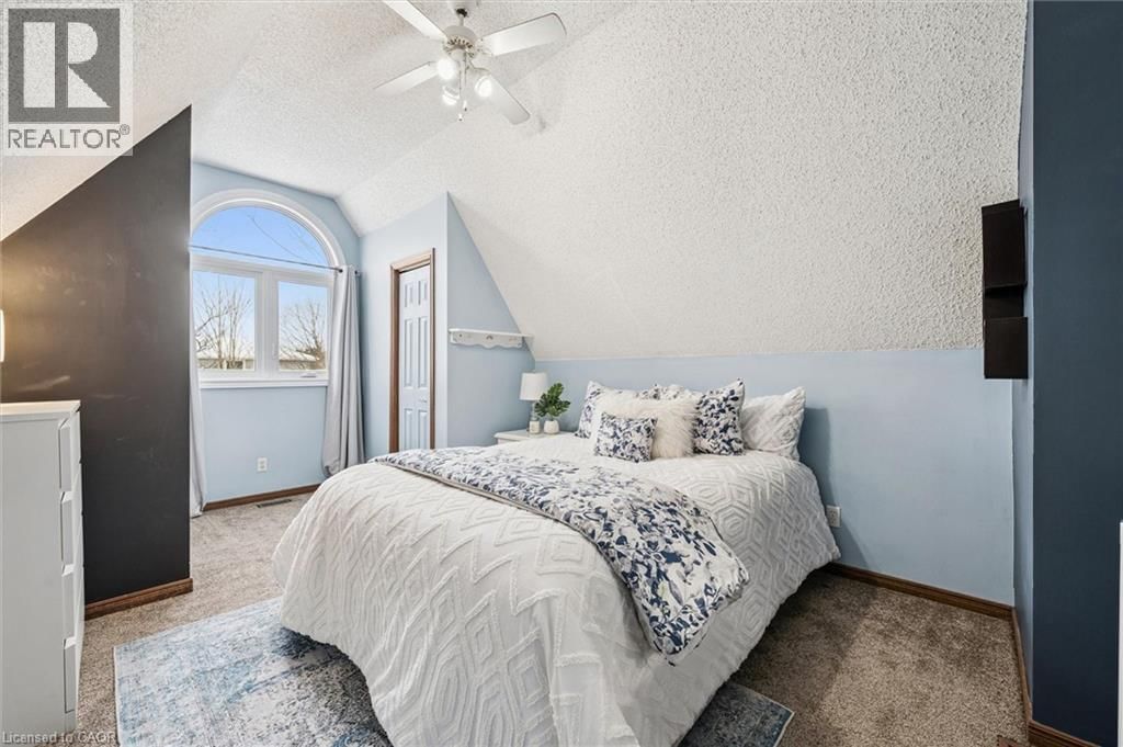 39 CELIA CRESCENT Image 27