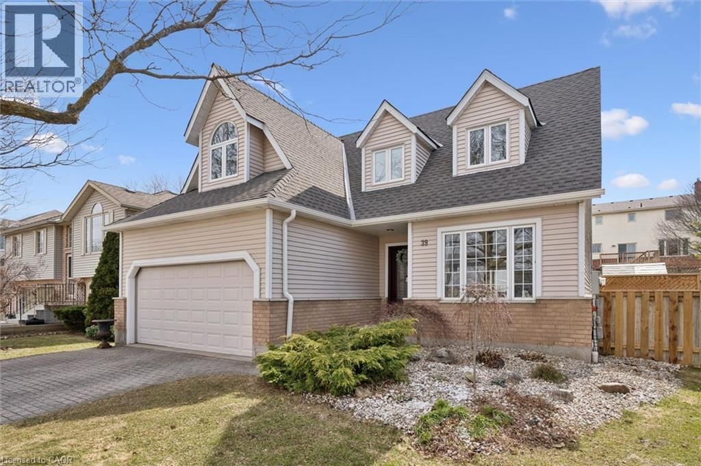 39 CELIA CRESCENT Image 3