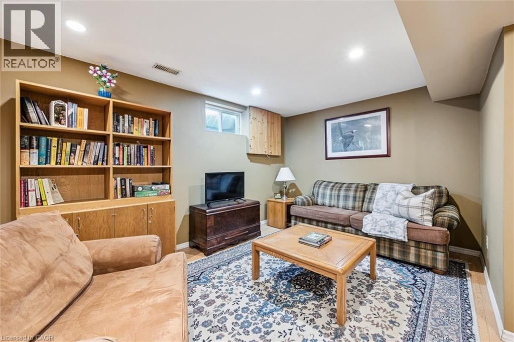 39 CELIA CRESCENT Image 31