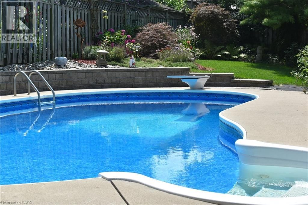 39 CELIA CRESCENT Image 36