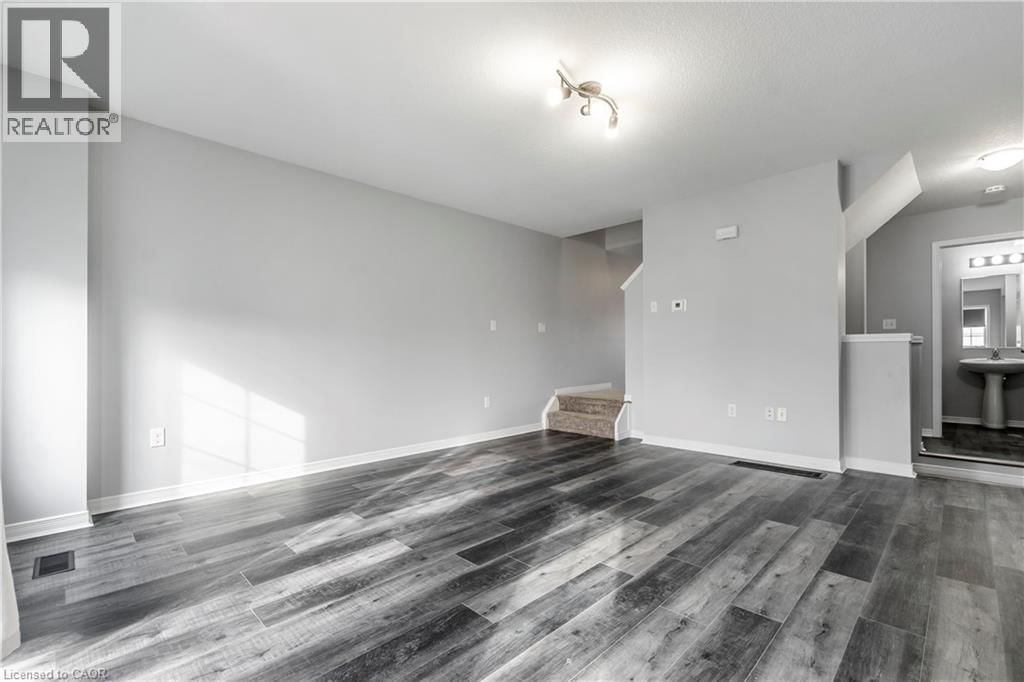 B9 - 155 HIGHLAND CRESCENT Image 8